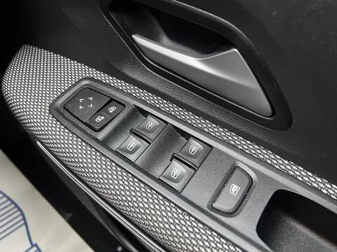 Dacia Jogger 1.0 TCe Extreme SE Euro 6 (s/s) 5dr - U1651353