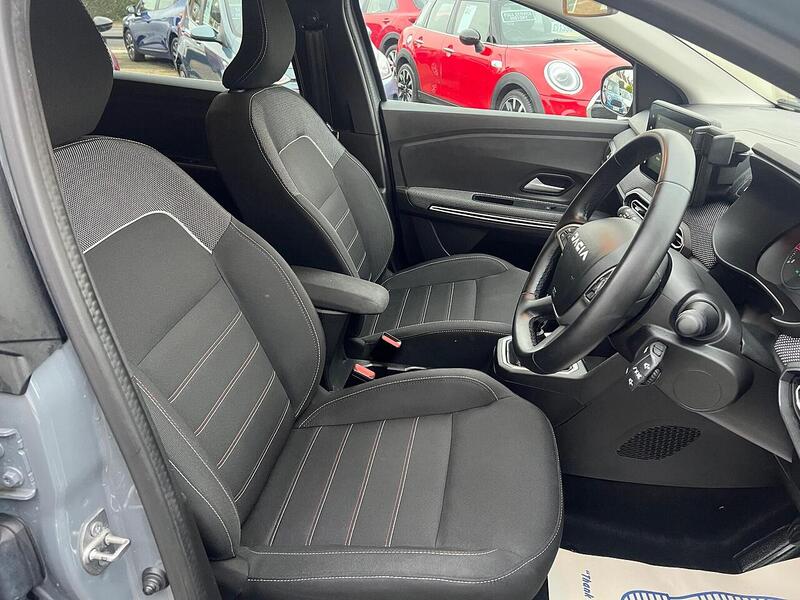 Dacia Jogger 1.0 TCe Extreme SE Euro 6 (s/s) 5dr - U1651353