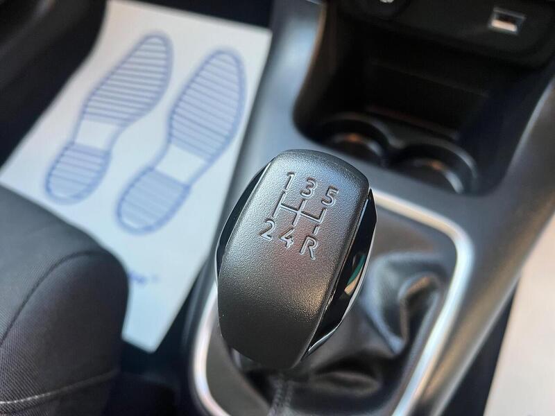 Citroen C3 1.2 PureTech Flair Plus Euro 6 (s/s) 5dr - U1651355