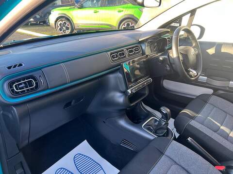 Citroen C3 1.2 PureTech Flair Plus Euro 6 (s/s) 5dr - U1651355