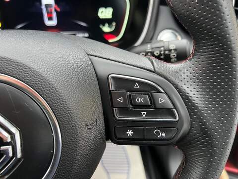 MG MG HS 1.5 T-GDI Excite DCT Euro 6 (s/s) 5dr - U1651360