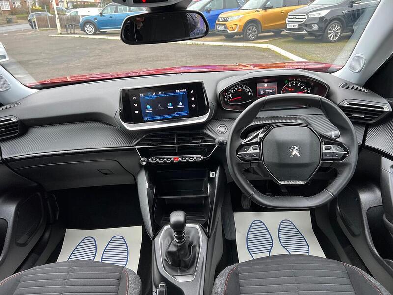 Peugeot 2008 1.2 PureTech Active Premium + Euro 6 (s/s) 5dr - U1651370