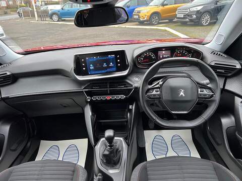 Peugeot 2008 1.2 PureTech Active Premium + Euro 6 (s/s) 5dr - U1651370