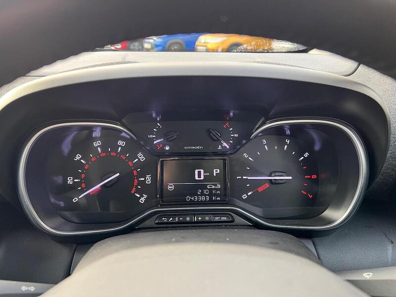 Citroen C3 Aircross 1.2 PureTech Shine Plus SUV 5dr Petrol EAT6 Euro 6 (s/s) (130 ps) - U1651372