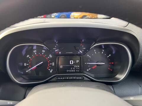 Citroen C3 Aircross 1.2 PureTech Shine Plus SUV 5dr Petrol EAT6 Euro 6 (s/s) (130 ps) - U1651372