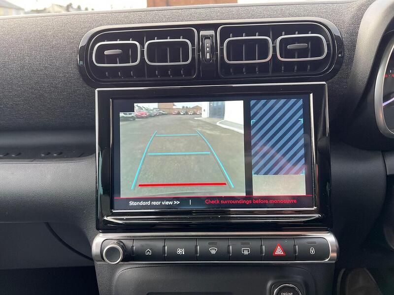 Citroen C3 Aircross 1.2 PureTech Shine Plus SUV 5dr Petrol EAT6 Euro 6 (s/s) (130 ps) - U1651372