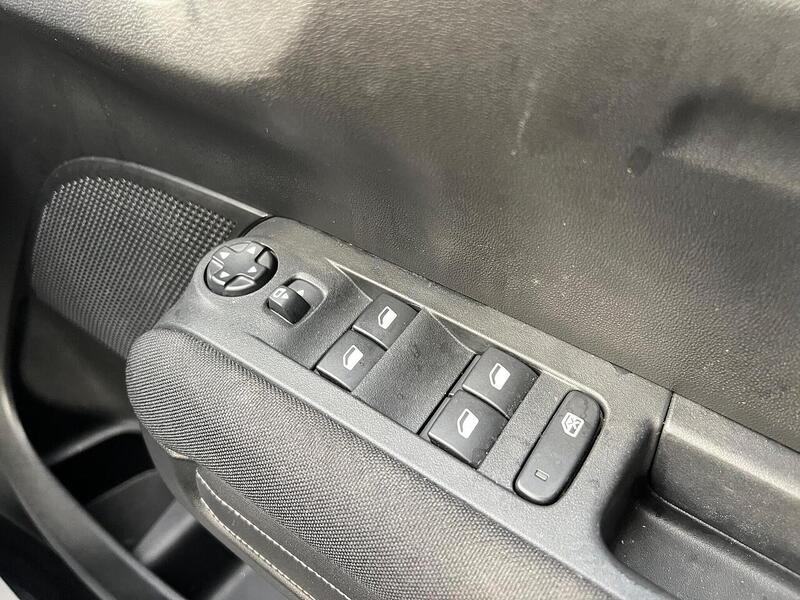 Citroen C3 Aircross 1.2 PureTech Shine Plus SUV 5dr Petrol EAT6 Euro 6 (s/s) (130 ps) - U1651372