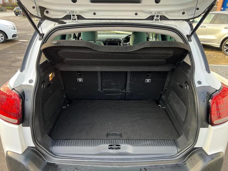 Citroen C3 Aircross 1.2 PureTech Shine Plus SUV 5dr Petrol EAT6 Euro 6 (s/s) (130 ps) - U1651372