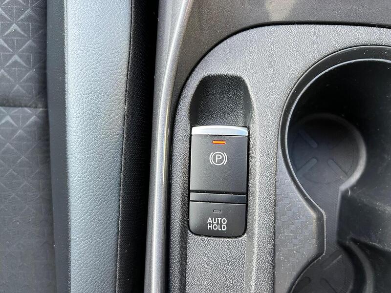 Nissan Juke 1.0 DIG-T N-Connecta Euro 6 (s/s) 5dr - U1651373