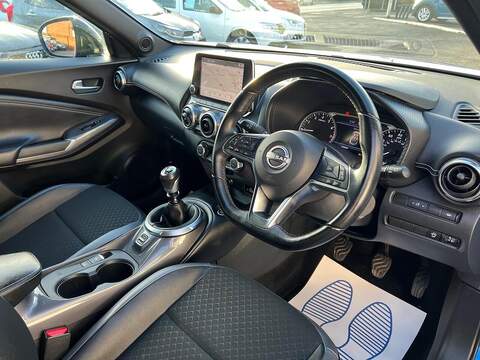 Nissan Juke 1.0 DIG-T N-Connecta Euro 6 (s/s) 5dr - U1651373