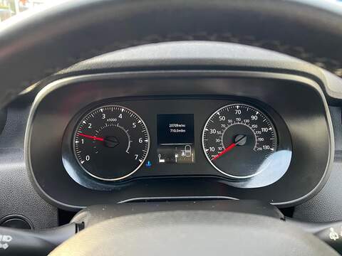 Dacia Duster 1.0 TCe Prestige Euro 6 (s/s) 5dr - U1651374