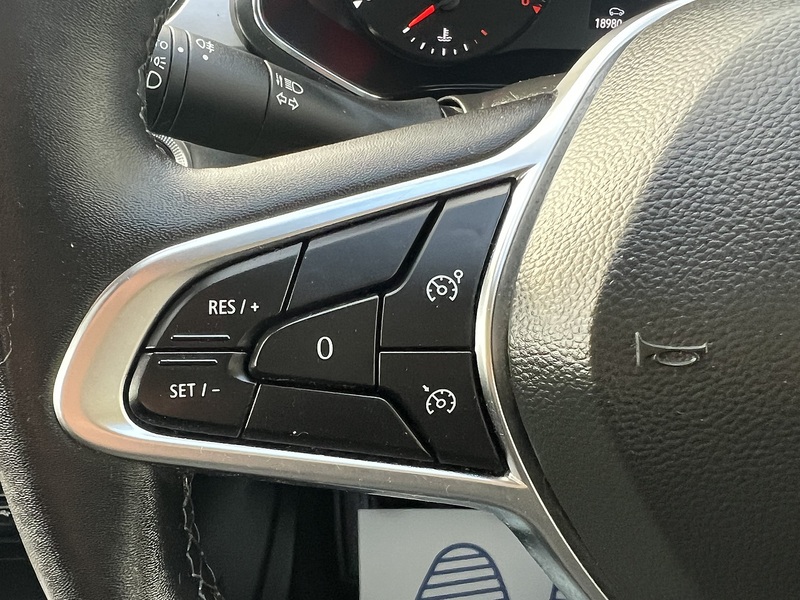 Renault Captur 1.0 TCe evolution SUV 5dr Petrol Manual Euro 6 (s/s) (90 ps) - U1651375