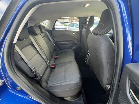 Renault Captur 1.0 TCe evolution SUV 5dr Petrol Manual Euro 6 (s/s) (90 ps) - U1651375