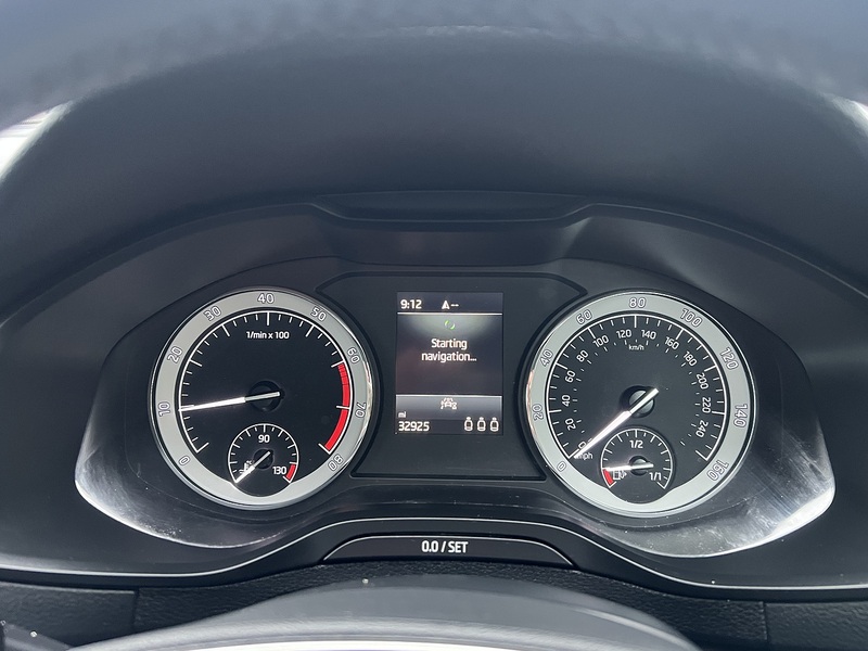 Skoda Karoq 1.0 TSI SE L SUV 5dr Petrol Manual Euro 6 (s/s) (110 ps) - U1651380