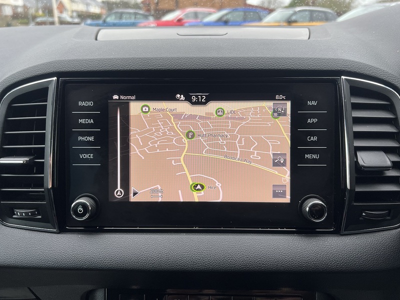 Skoda Karoq 1.0 TSI SE L SUV 5dr Petrol Manual Euro 6 (s/s) (110 ps) - U1651380