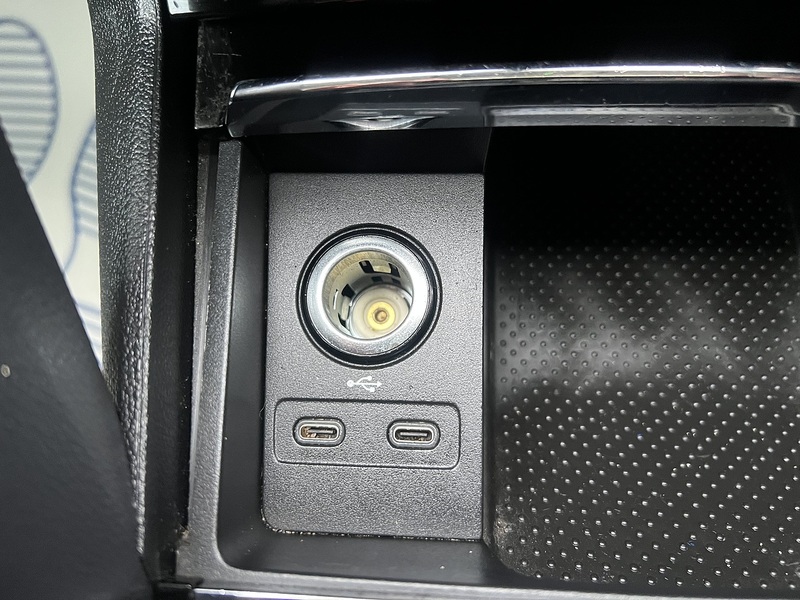 Skoda Karoq 1.0 TSI SE L SUV 5dr Petrol Manual Euro 6 (s/s) (110 ps) - U1651380