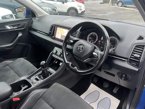 Skoda Karoq 1.0 TSI SE L SUV 5dr Petrol Manual Euro 6 (s/s) (110 ps) - U1651380