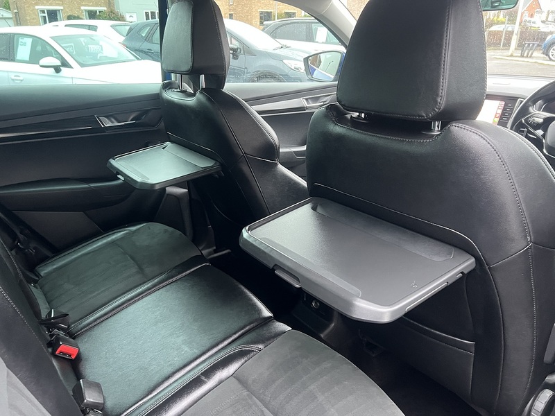 Skoda Karoq 1.0 TSI SE L SUV 5dr Petrol Manual Euro 6 (s/s) (110 ps) - U1651380