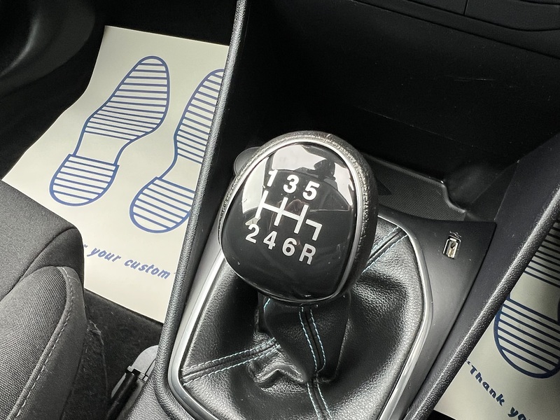 Ford Fiesta 1.0T EcoBoost Active Hatchback 5dr Petrol Manual Euro 6 (s/s) (100 ps) - U1651384