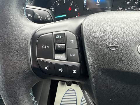 Ford Fiesta 1.0T EcoBoost Active Hatchback 5dr Petrol Manual Euro 6 (s/s) (100 ps) - U1651384