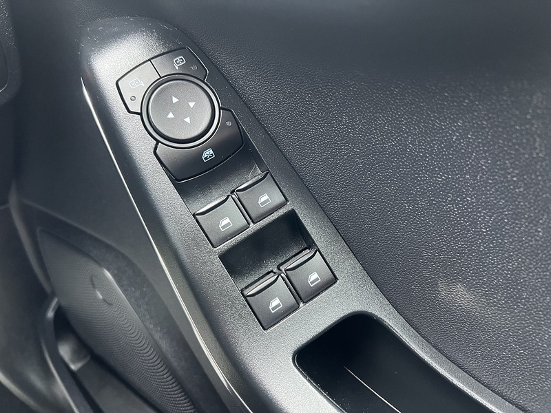 Ford Fiesta 1.0T EcoBoost Active Hatchback 5dr Petrol Manual Euro 6 (s/s) (100 ps) - U1651384