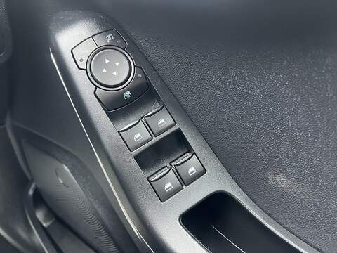 Ford Fiesta 1.0T EcoBoost Active Hatchback 5dr Petrol Manual Euro 6 (s/s) (100 ps) - U1651384