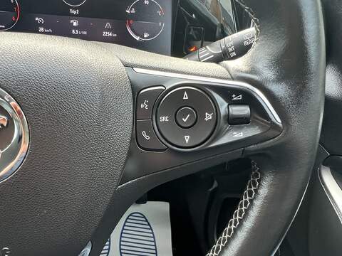 Vauxhall Grandland 1.2 Turbo Elite Euro 6 (s/s) 5dr - U1651386