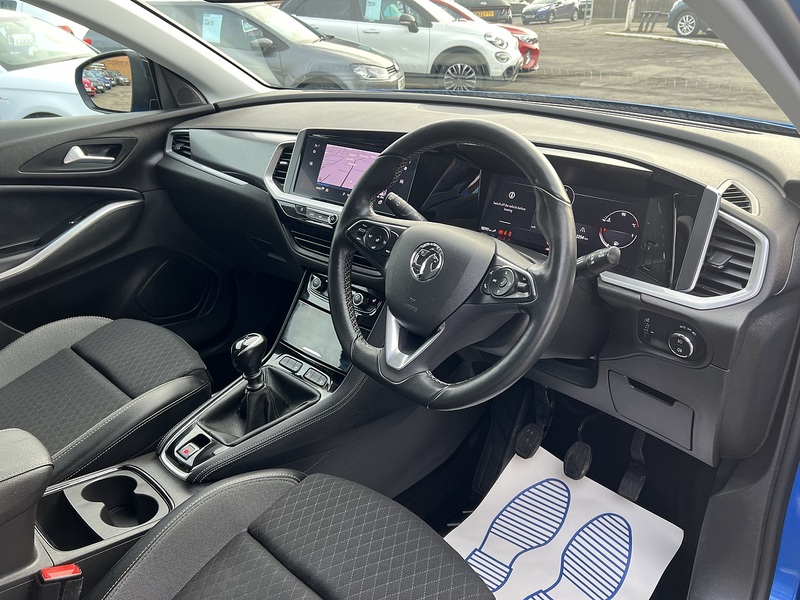 Vauxhall Grandland 1.2 Turbo Elite Euro 6 (s/s) 5dr - U1651386