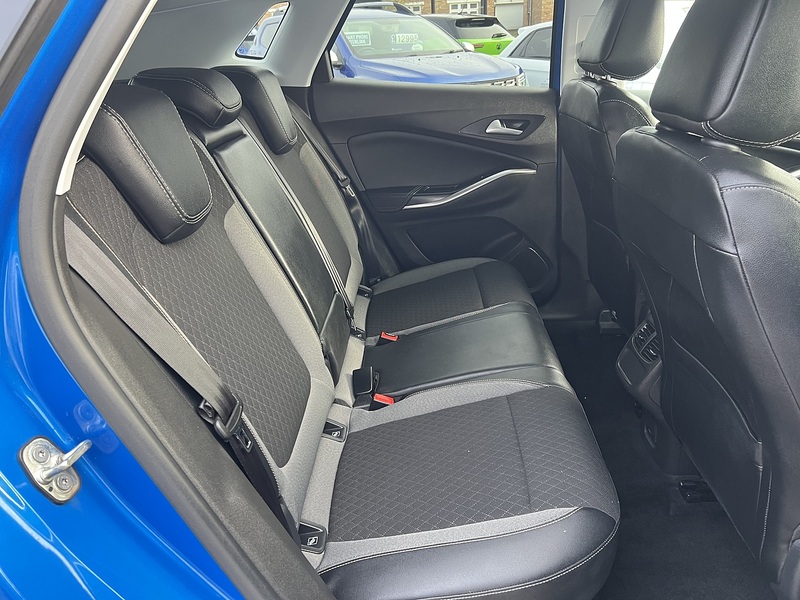 Vauxhall Grandland 1.2 Turbo Elite Euro 6 (s/s) 5dr - U1651386