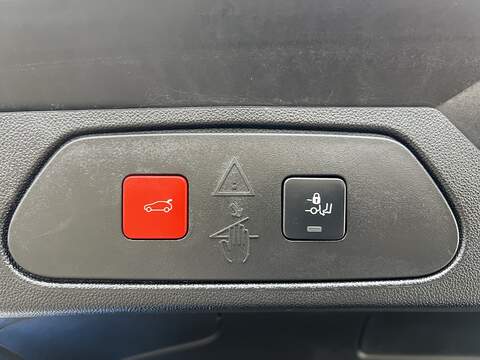 Vauxhall Grandland 1.2 Turbo Elite Euro 6 (s/s) 5dr - U1651386