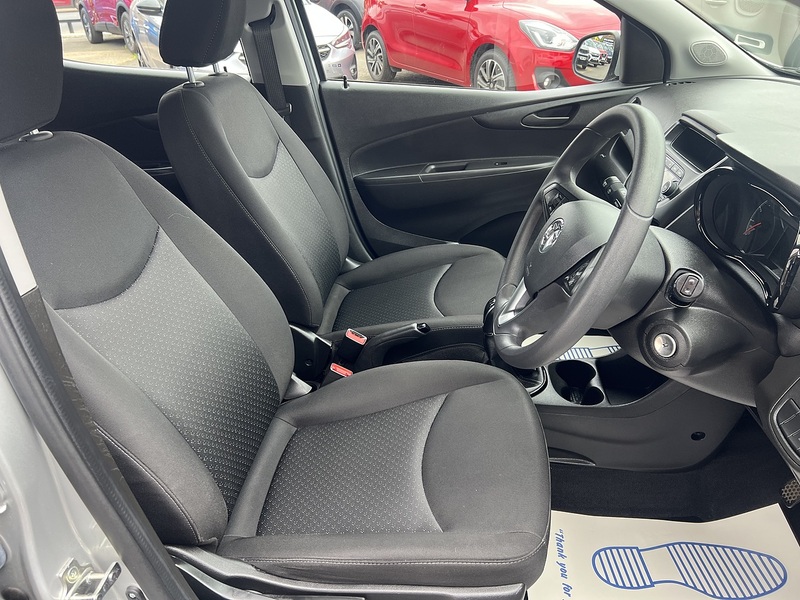 Vauxhall Viva 1.0i SE Euro 6 5dr (a/c) - U1651387