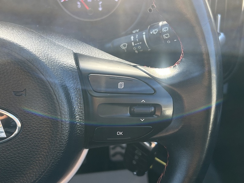 Kia Picanto 1.0 GT-Line Hatchback 5dr Petrol Manual Euro 6 (66 bhp) - U1651388