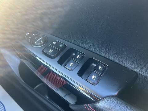 Kia Picanto 1.0 GT-Line Hatchback 5dr Petrol Manual Euro 6 (66 bhp) - U1651388