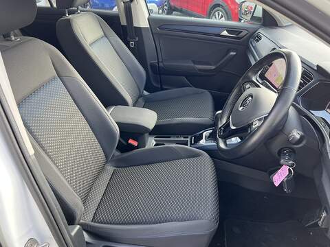 Volkswagen T-Roc 1.5 TSI EVO United SUV 5dr Petrol DSG Euro 6 (s/s) (150 ps) - U1651391