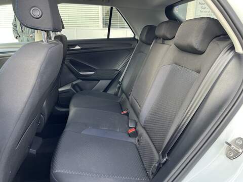 Volkswagen T-Roc 1.5 TSI EVO United SUV 5dr Petrol DSG Euro 6 (s/s) (150 ps) - U1651391