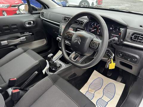 Citroen C3 1.2 PureTech C-Series Edition Hatchback 5dr Petrol Manual Euro 6 (s/s) (83 ps) - U1651396