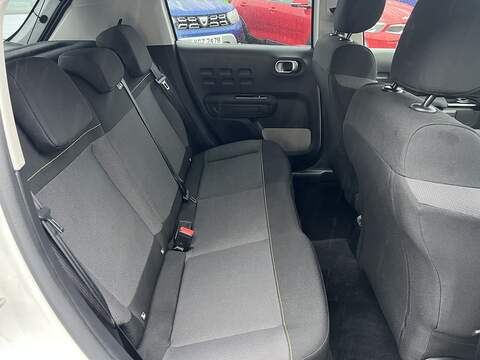 Citroen C3 1.2 PureTech C-Series Edition Hatchback 5dr Petrol Manual Euro 6 (s/s) (83 ps) - U1651396