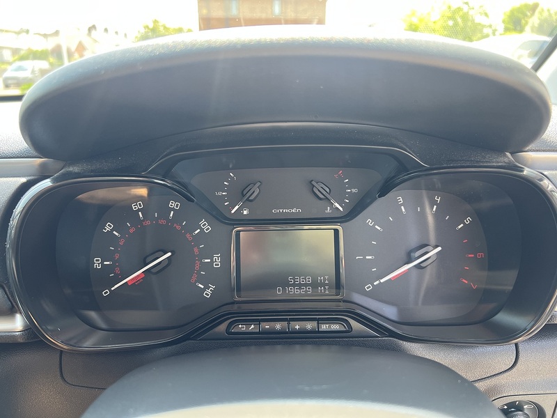 Citroen C3 1.2 PureTech C-Series Edition Hatchback 5dr Petrol Manual Euro 6 (s/s) (83 ps) - U1651396