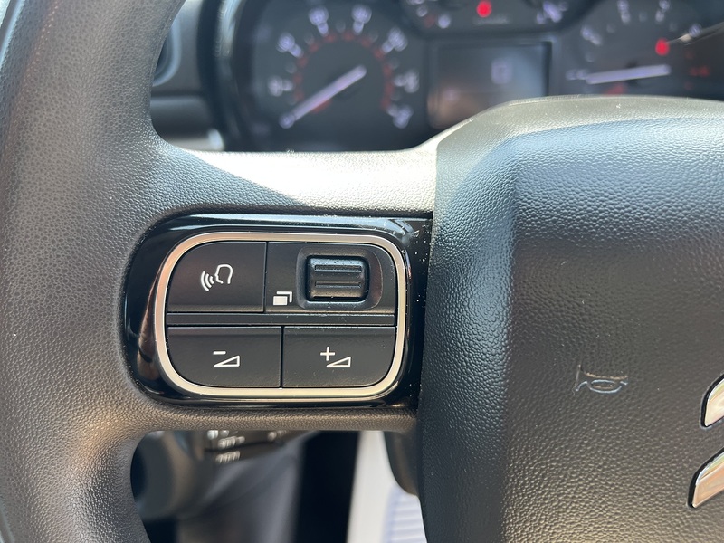 Citroen C3 1.2 PureTech C-Series Edition Hatchback 5dr Petrol Manual Euro 6 (s/s) (83 ps) - U1651396