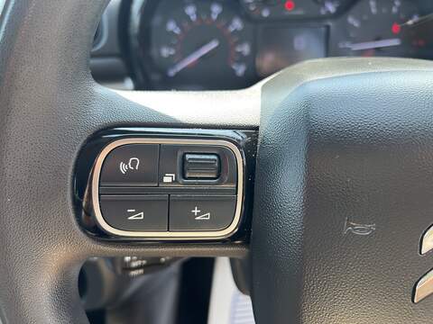 Citroen C3 1.2 PureTech C-Series Edition Hatchback 5dr Petrol Manual Euro 6 (s/s) (83 ps) - U1651396