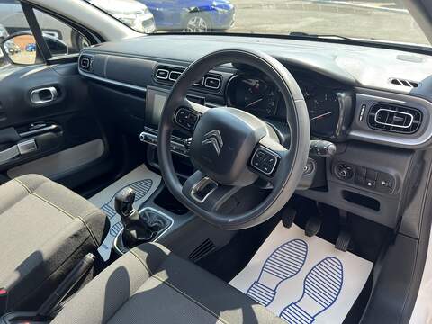 Citroen C3 1.2 PureTech C-Series Edition Hatchback 5dr Petrol Manual Euro 6 (s/s) (83 ps) - U1651396