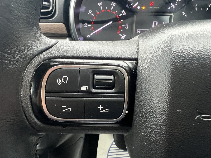 Citroen C3 1.2 PureTech Shine Plus Hatchback 5dr Petrol EAT6 Euro 6 (s/s) (110 ps) - U1651399