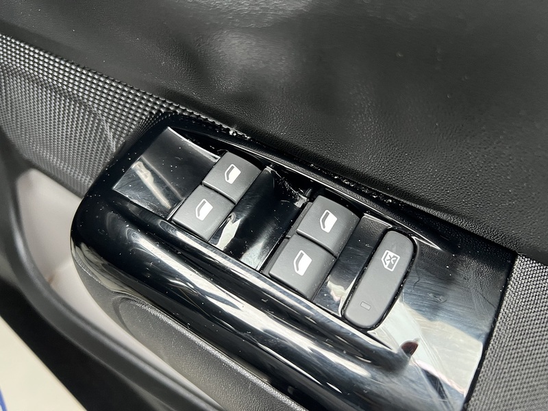 Citroen C3 1.2 PureTech Shine Plus Hatchback 5dr Petrol EAT6 Euro 6 (s/s) (110 ps) - U1651399