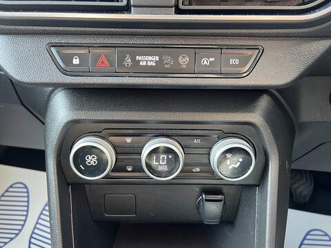 Dacia Jogger 1.0 TCe Expression MPV 5dr Petrol Manual Euro 6 (s/s) (110 ps) - U1651412