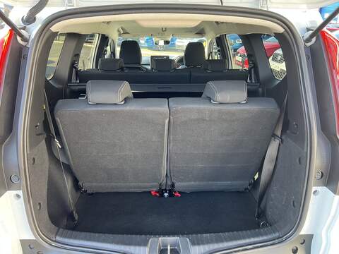Dacia Jogger 1.0 TCe Expression MPV 5dr Petrol Manual Euro 6 (s/s) (110 ps) - U1651412