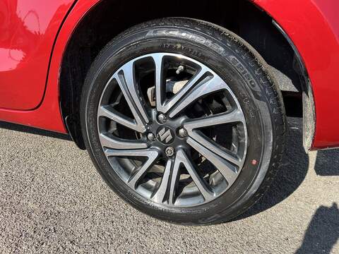 Suzuki Swift 1.2 Dualjet MHEV SZ5 Hatchback 5dr Petrol Hybrid CVT Euro 6 (s/s) (83 ps) - U1651429