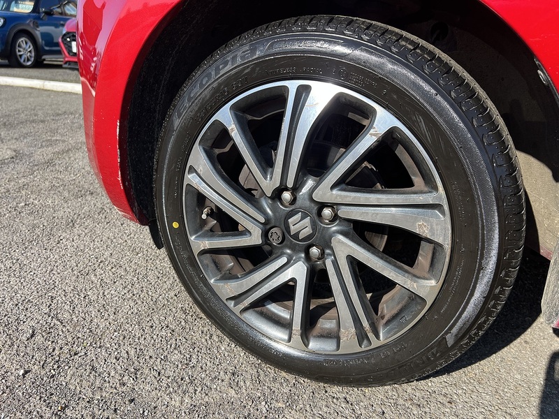 Suzuki Swift 1.2 Dualjet MHEV SZ5 Hatchback 5dr Petrol Hybrid CVT Euro 6 (s/s) (83 ps) - U1651429