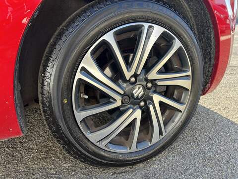 Suzuki Swift 1.2 Dualjet MHEV SZ5 Hatchback 5dr Petrol Hybrid CVT Euro 6 (s/s) (83 ps) - U1651429