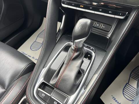 MG MG ZS 1.0 T-GDI Exclusive SUV 5dr Petrol Auto Euro 6 (111 ps) - U1651430