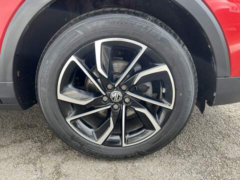 MG MG ZS 1.0 T-GDI Exclusive SUV 5dr Petrol Auto Euro 6 (111 ps) - U1651430